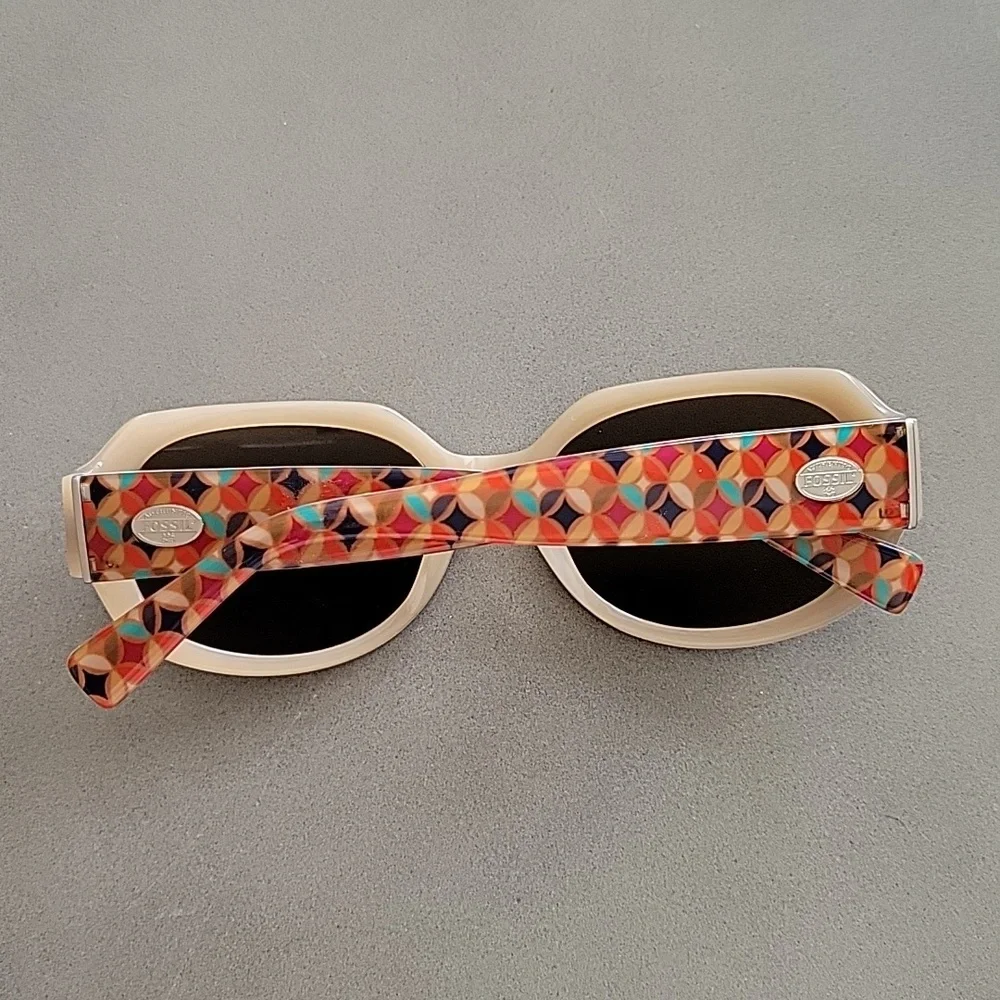 Fossil Sunglasses feature a distinctive multicolor geometric mosaic